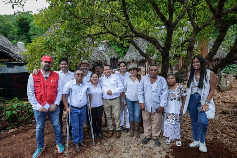 Gobierno de Yucatán lleva agua potable a comunidades de Tekax con apoyo internacional