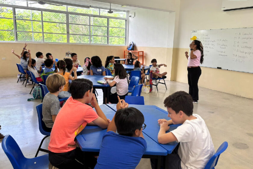 Inicia el curso de verano multilingüe para niños en la UADY