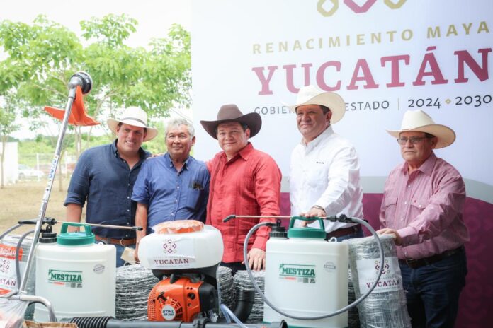 Renacimiento Agrícola llega a Tizimín con entrega de herramientas