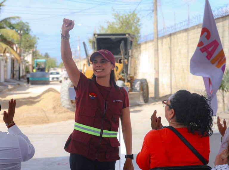 Inician trabajos de pavimentación en la Supermanzana 103 en Cancún