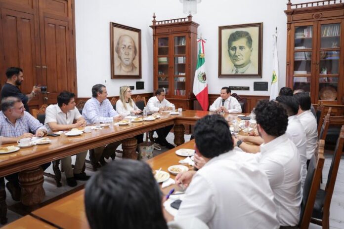 Transformación del transporte público en Yucatán no será solo una promesa: Díaz Mena