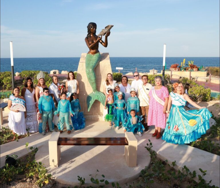 Isla Mujeres inaugura escultura “Mujer Isleña” como símbolo de cultura