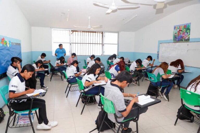 Fortalecen la educación media superior en Yucatán