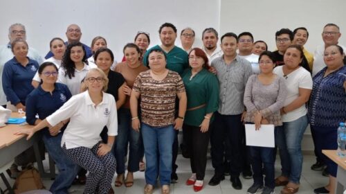 Capacitan a más de 100 especialistas en salud mental en Yucatán
