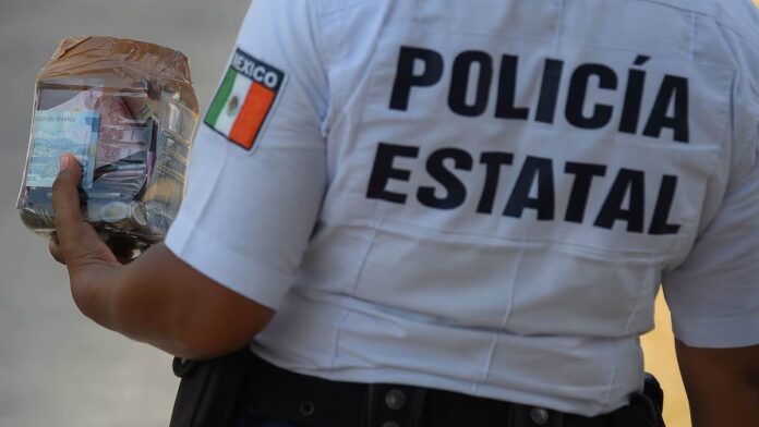Dan de baja a 25 policías de Campeche; son acusado de acoso y extorsión