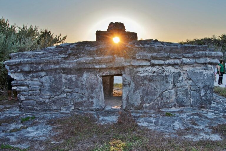 Invitan en Cozumel a presenciar el fenómeno solar de El Caracol en Punta Sur