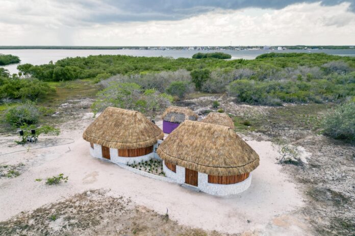 Entregan baños ecológicos para fortalecer turismo en San Felipe