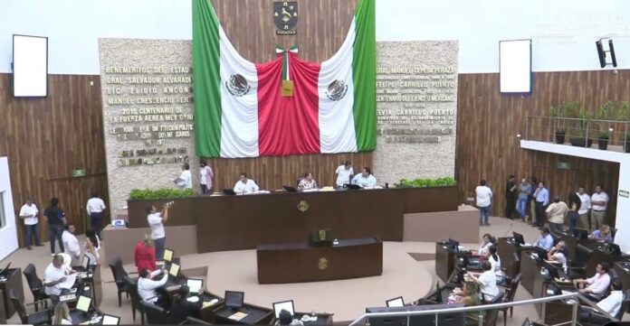Fracasa reforma constitucional sobre el aborto en Yucatán