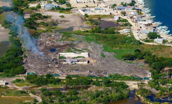 Impulsan reubicación de basurero irregular en Celestún