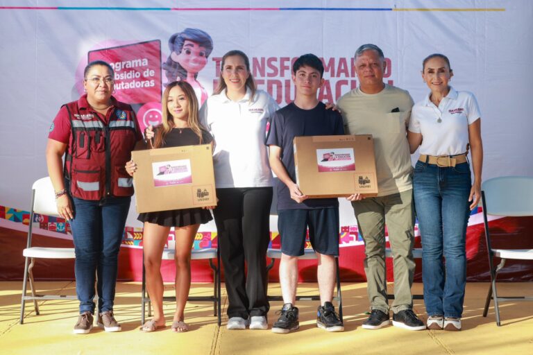 Atenea Gómez empieza el programa “Transformando la Educación: Mi Computadora”