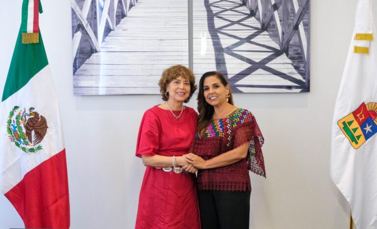 Anuncian creación de la Universidad Nacional “Rosario Castellanos” en Quintana Roo