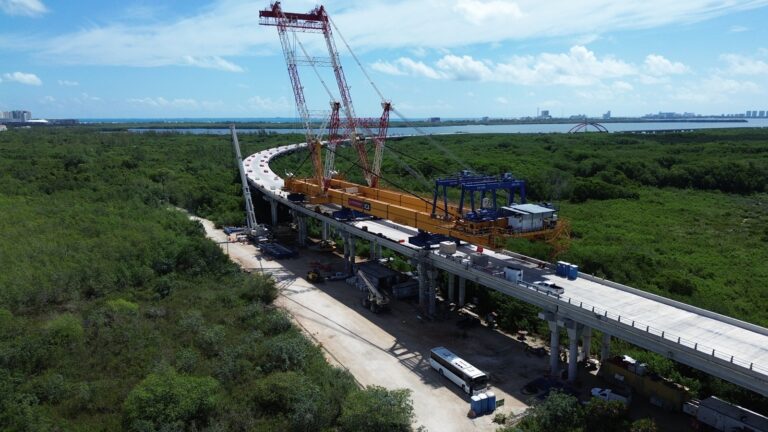 Puente Vehicular Nichupté registra 85% de avance y prevé concluir en diciembre de 2025