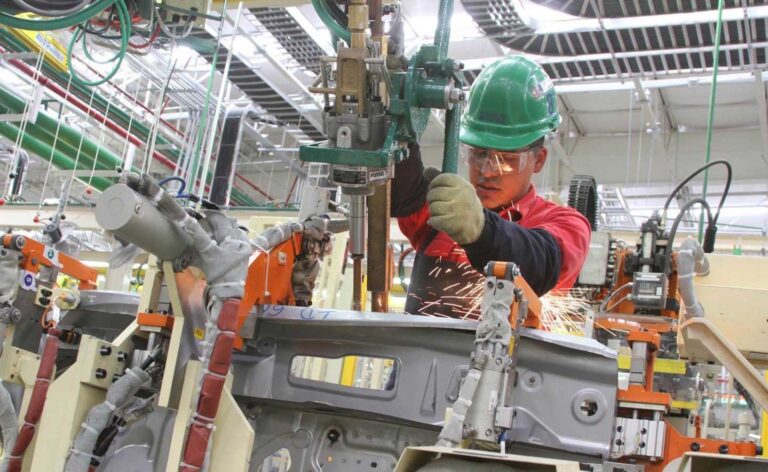 Destina industria manufacturera hasta 40% de presupuesto a electricidad: Energía Real