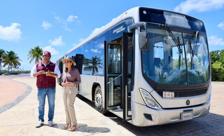 IMOVEQROO prueba autobuses articulados para reforzar movilidad en Cancún