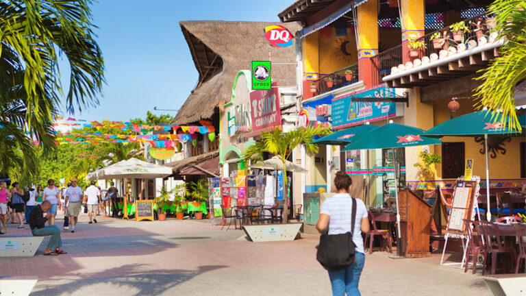 Impulsa Playa del Carmen iniciativa para establecer un color oficial para la ciudad