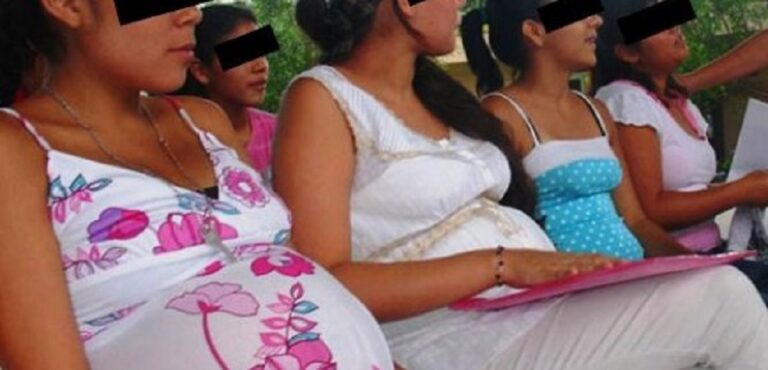 Baja 30 % fecundidad adolescente en una década en México: Segob