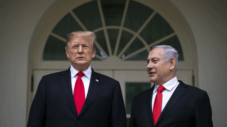 LIBROS DE AYER Y HOY: Trump y Netanyahu, pretenden repartirse Gaza