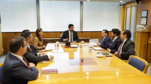 Díaz Mena promueve proyectos industriales de Yucatán