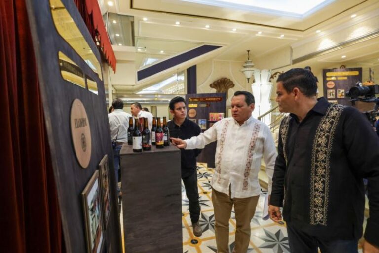 Díaz Mena reafirma su apoyo a emprendedoras y emprendedores de Yucatán