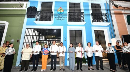 Javier May inaugura la Casa Universitaria del Agua
