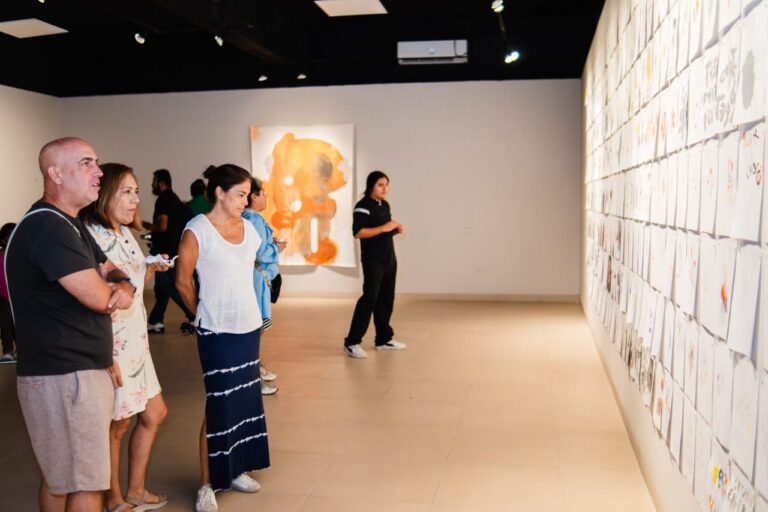 Luis Rodrigo Medina inaugura su exposición “S o L T a” en Cozumel
