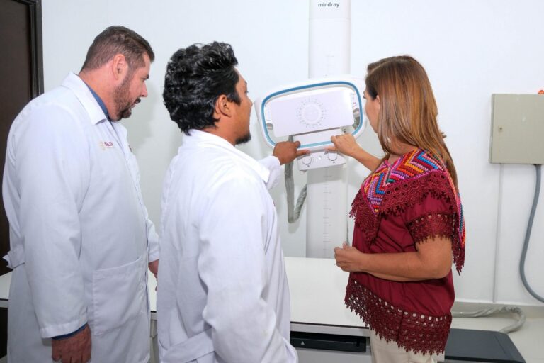 Nuevo equipo de Rayos X en el hospital comunitario de Isla Mujeres