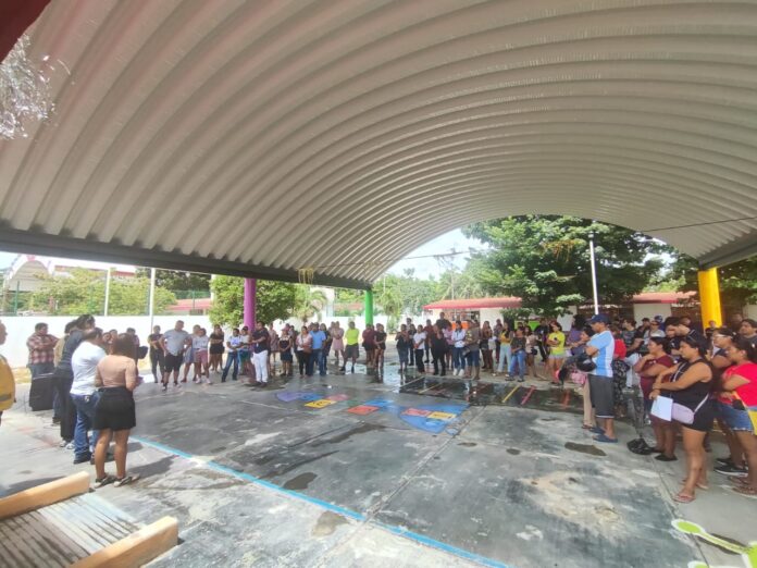 Realizan labores de sanitización en escuelas de Tulum por casos de Coxsackie