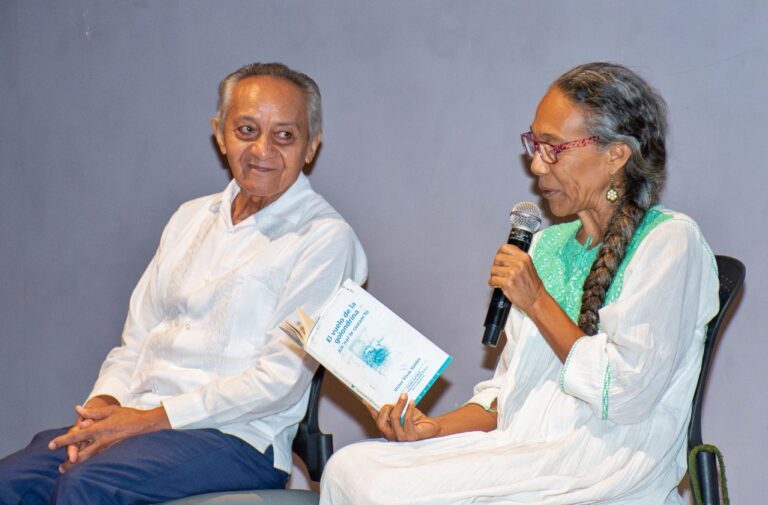 Cozumel reconoce 50 años de legado literario de Víctor Vivas Valdés
