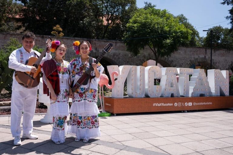 Yucatán lleva su cultura, gastronomía y tradición a Los Pinos
