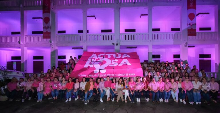 “Actúa en Rosa”: Quintana Roo se ilumina de rosa como un llamado a la detección temprana del cáncer de mama
