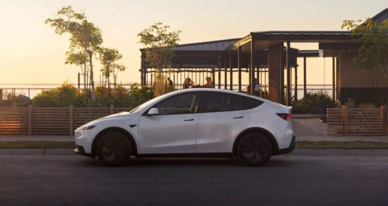 Elon Musk cumple su promesa: llegan los Tesla económicos