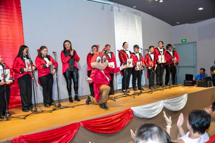 FPMC rinde homenaje a Cri-Crí con un emotivo recital