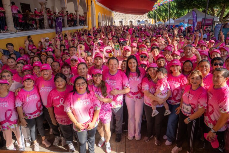 Izamal se pinta de rosa