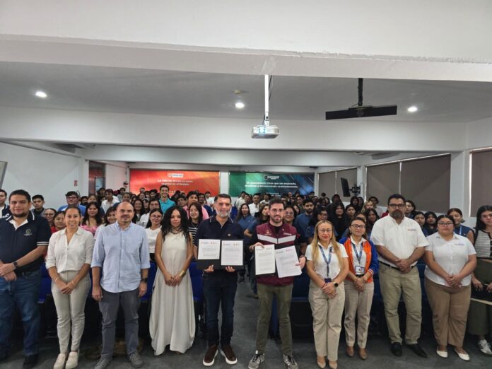 QRoo - agenda de adaptación 05 Óscar Rébora impulsa la agenda de adaptación climática y el voluntariado ambiental en la UNIMAT