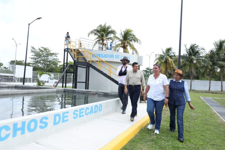 Javier May entrega ampliación de Planta Potabilizadora de Cunduacán