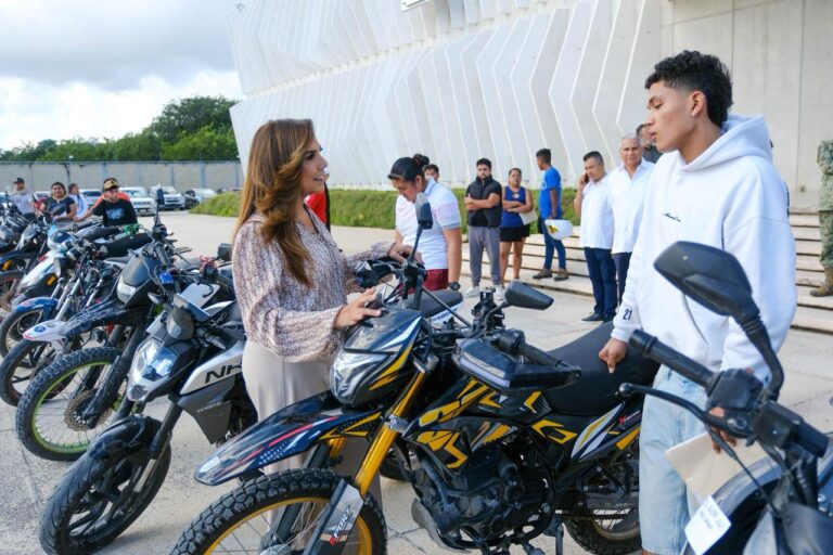 Mara Lezama devuelve más vehículos robados a sus legítimos propietarios