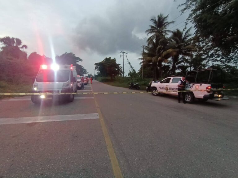 Pemex evacúa personal tras fuga de gas en ducto de Atasta, Campeche