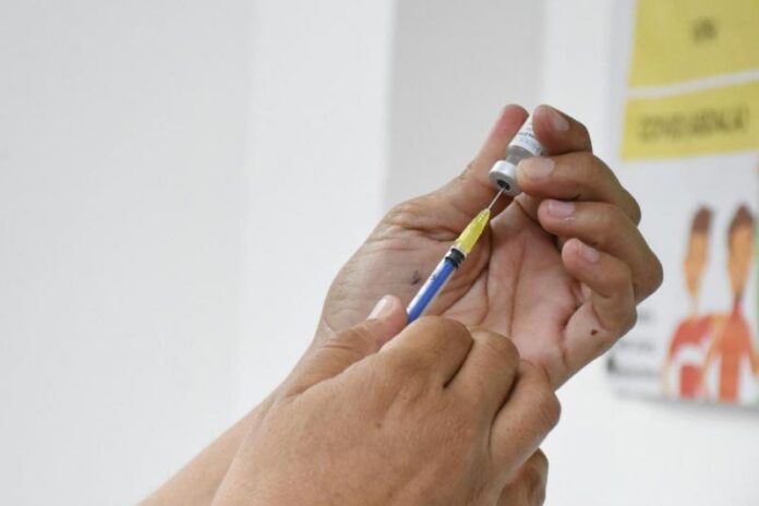 Yucatán refuerza campaña de vacunación contra influenza, Covid-19 y neumococo