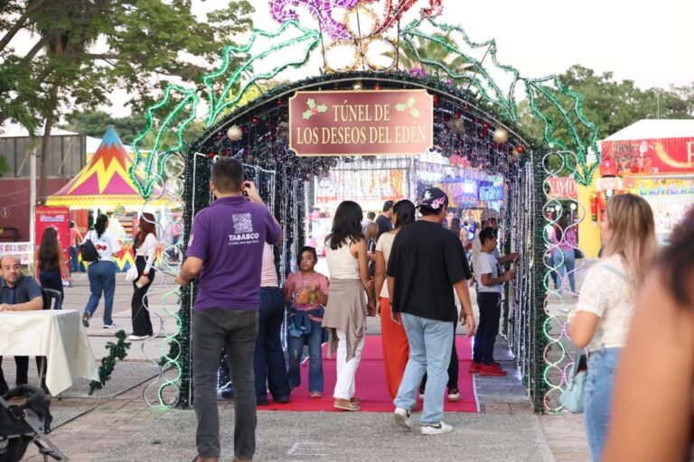 Arranca la Expo Navideña en Parque Tabasco