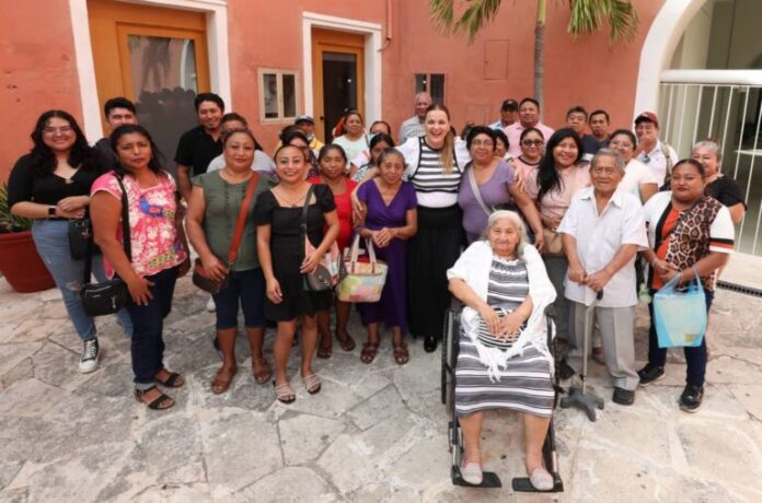 Ayuntamiento de Mérida dona terrenos a familias de ocho comisarías