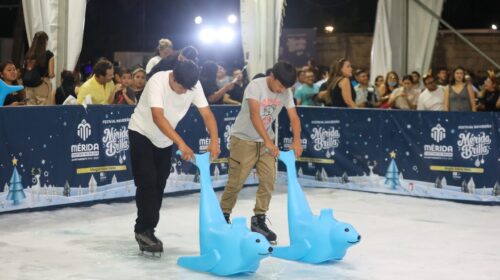 ‘Magia sobre Hielo‘: Inauguran pista de patinaje gratuita en Mérida