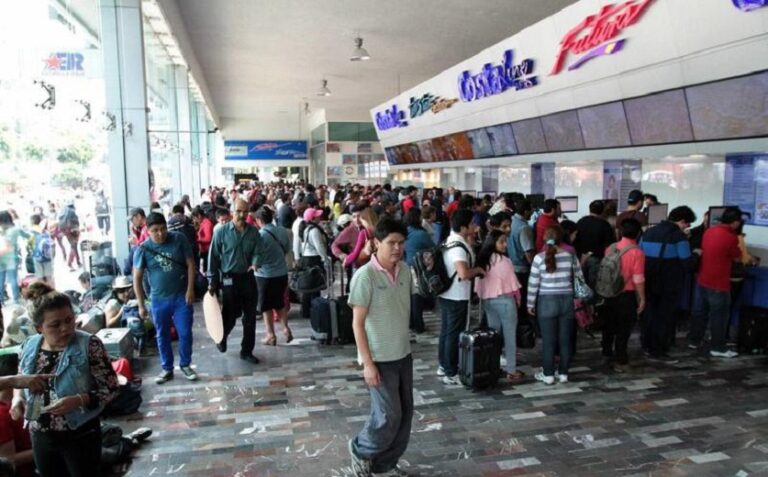 Se aplicarán descuentos de 50% a estudiantes y de 25% a maestros en periodo vacacional de fin de año: SICT