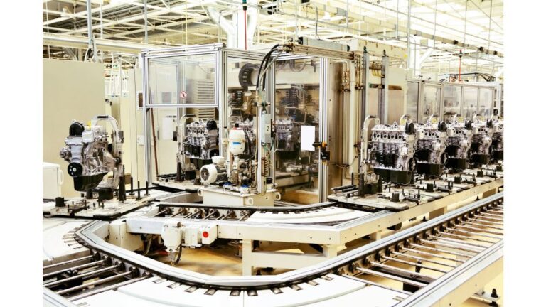 INA y la Red de Clústeres Automotrices firman una alianza estratégica para fortalecer la industria de autopartes en México