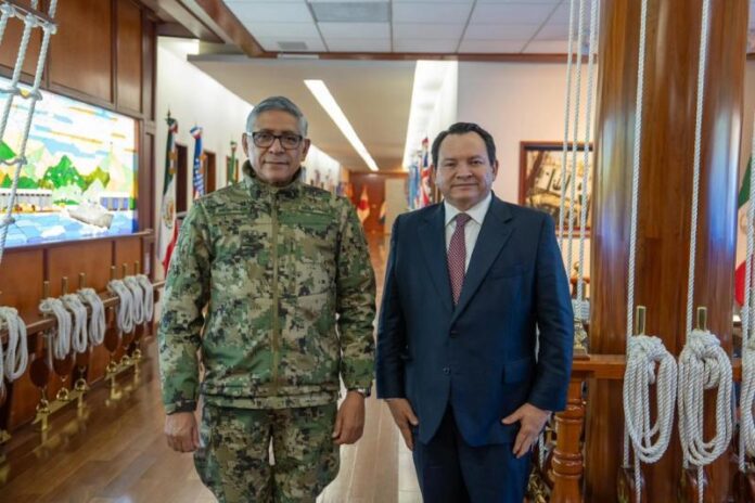 Revisan avances de ampliación del Puerto de Altura de Progreso