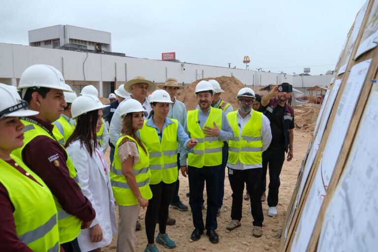 Supervisan avances del nuevo Hospital General del ISSSTE en Chetumal