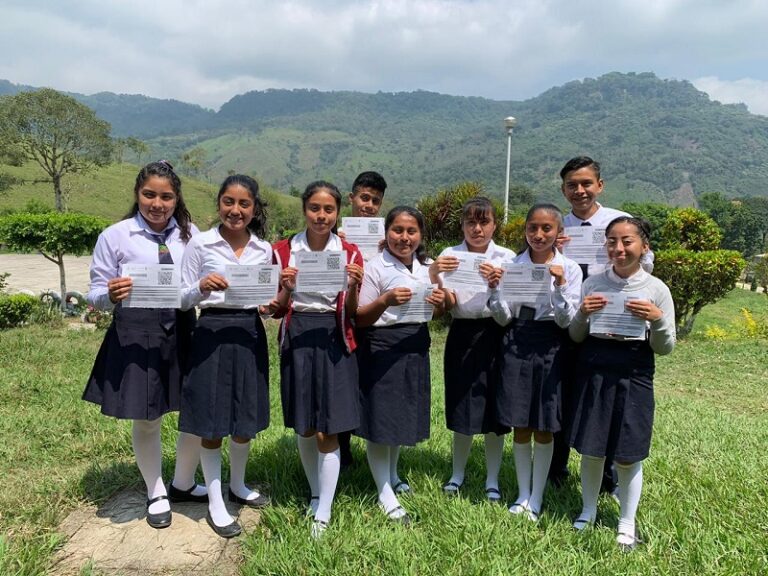 México se significa en el mundo por otorgar apoyos económicos a todas y todos los estudiantes de primaria a universidad: Mario Delgado