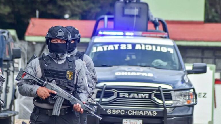 Congreso de Chiapas avala dotar de mejor armamento a policías