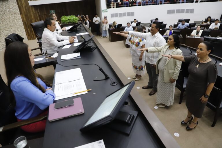 Continúan las comparencias por el Primer Informe de Díaz Mena