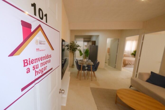 Entregan 80 “viviendas para el Bienestar” en Cancún