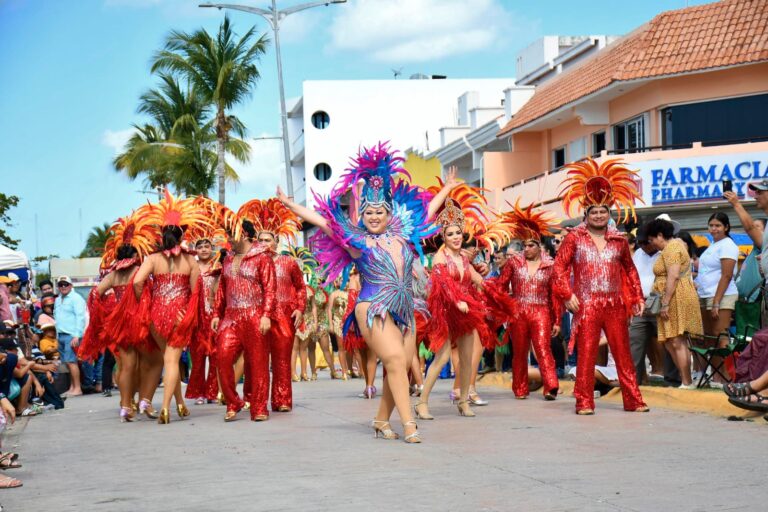FPMC presenta ‘El Domingo de Comparsas’ frente al Museo de la Isla